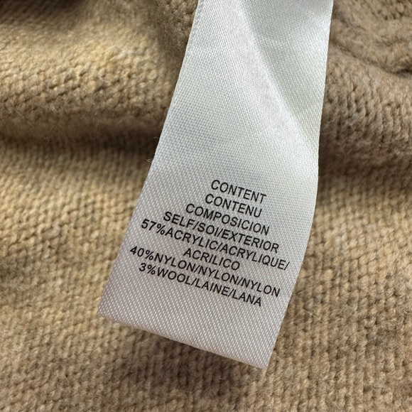 Wayf Women’s Sz XS Tan Cowl Neck Acrylic Wool Blend Sweater - Picture 3 of 6